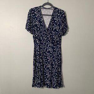 41 Hawthorn jersey knit‎ flutter sleeve soft stretchy knee length dress